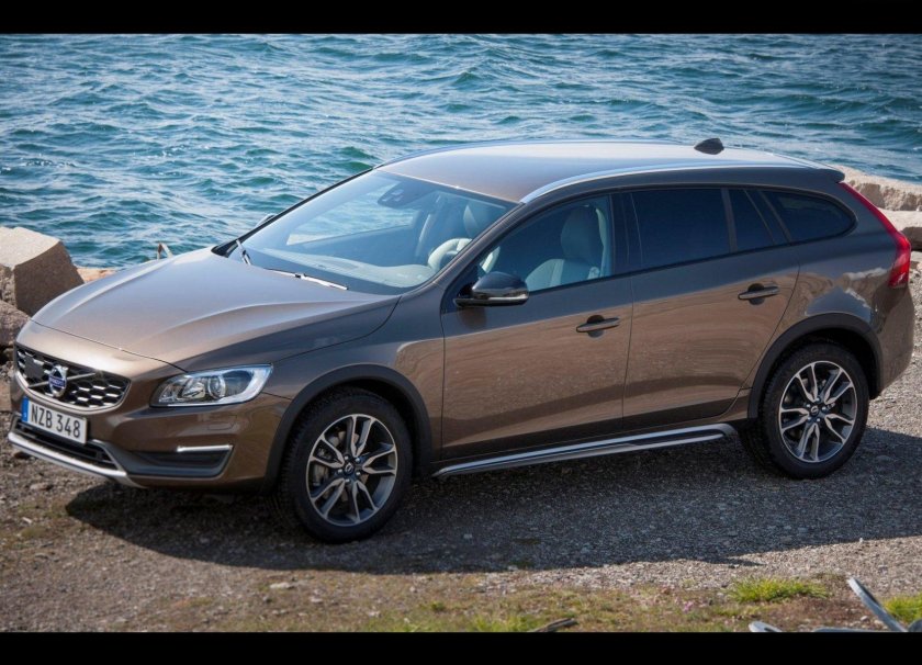 Вольво v60 Cross Country