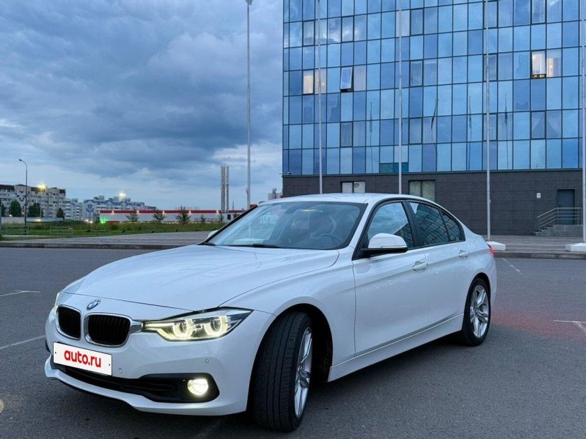 Бмв 3 серии 2018