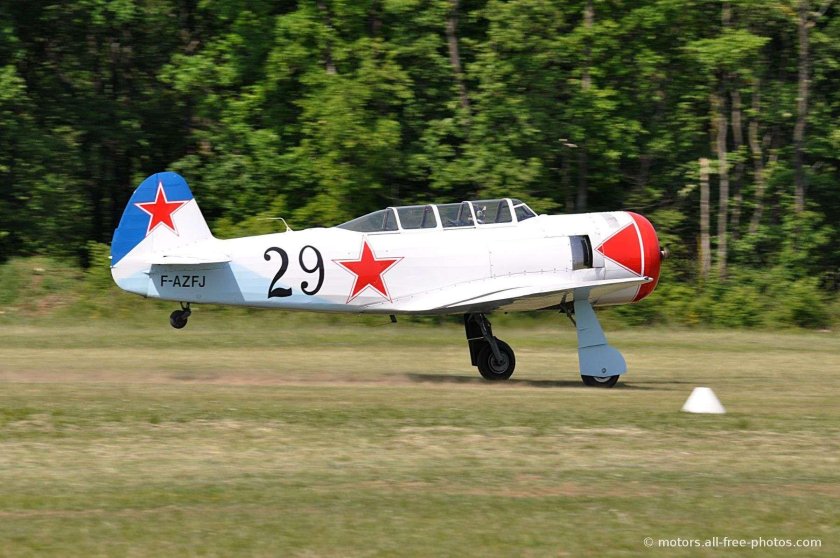 Яковлев як-11