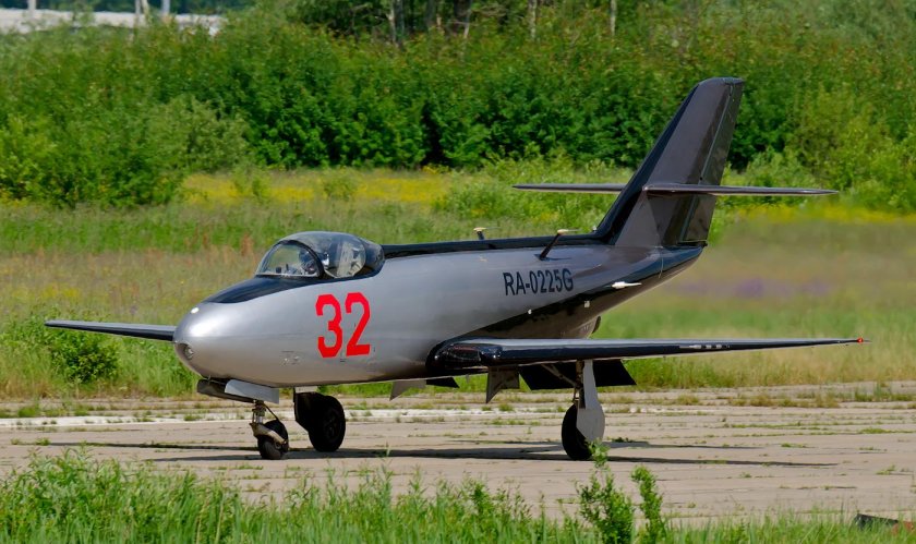 Яковлев як-200