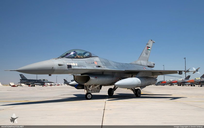 Фото ф-16 ВВС Турции