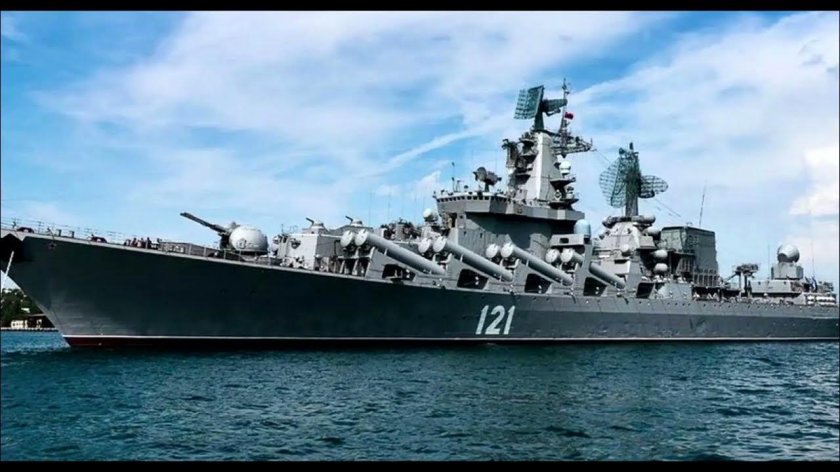 Флагман Черноморского флота крейсер Москва