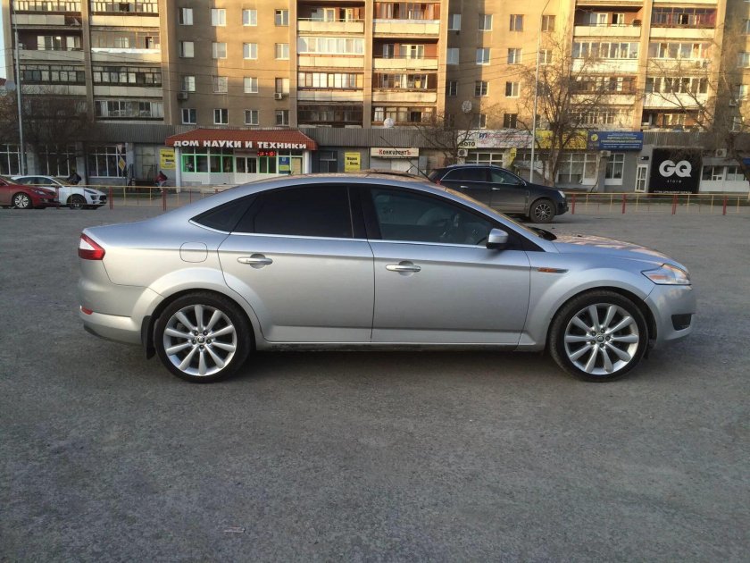 Ford Mondeo 4 r20
