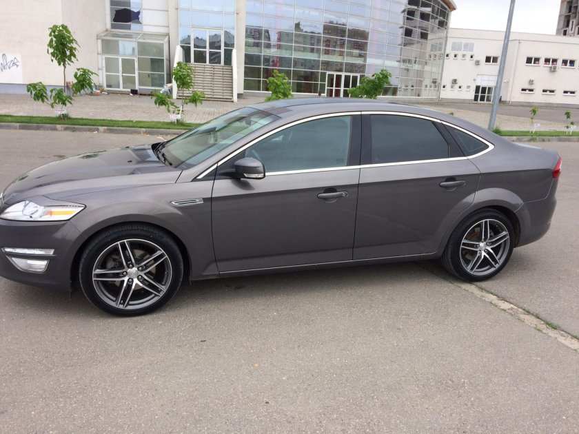 Ford Mondeo 4 r18