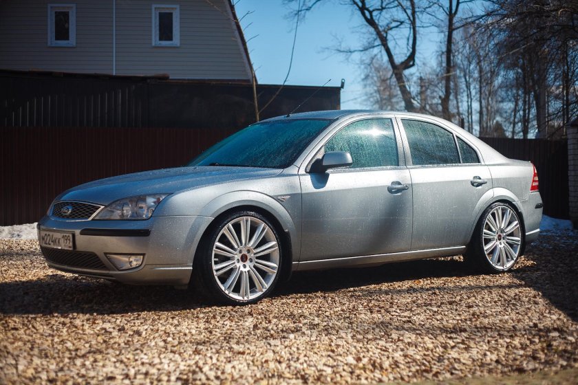 Ford Mondeo 3 на 18 дисках