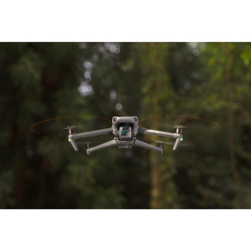 Квадрокоптер DJI Mavic 3