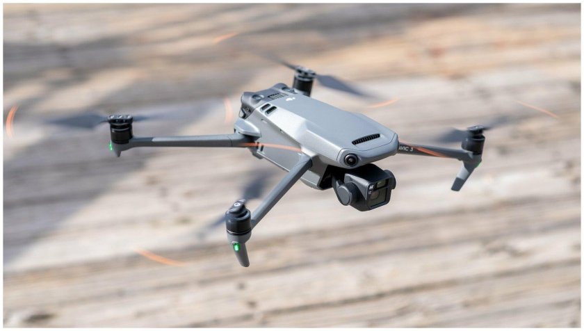 Дрон DJI Mavic 3