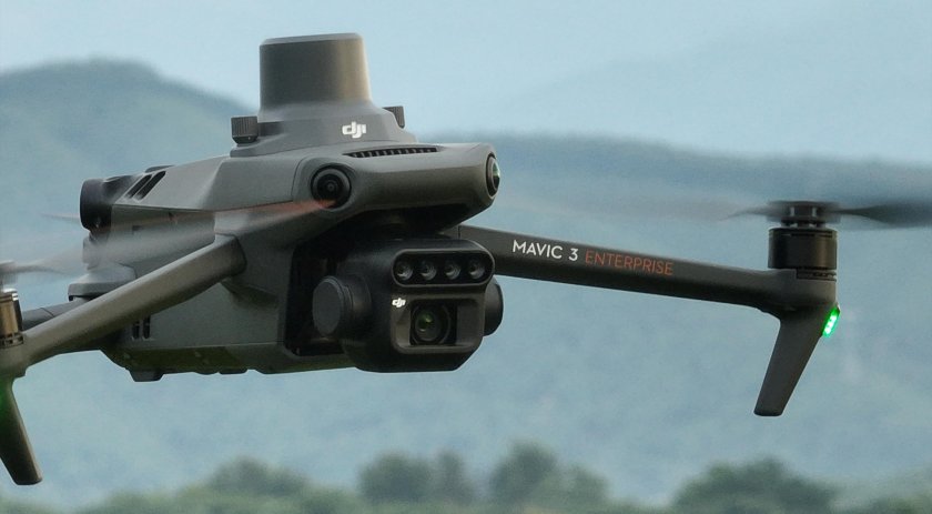БПЛА Mavic 3