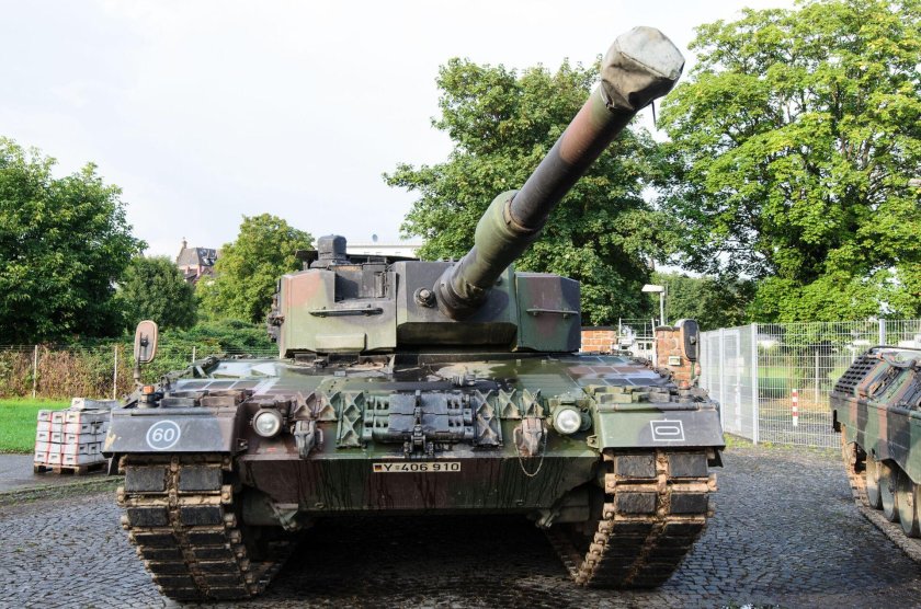 Leopard 2a4 танк