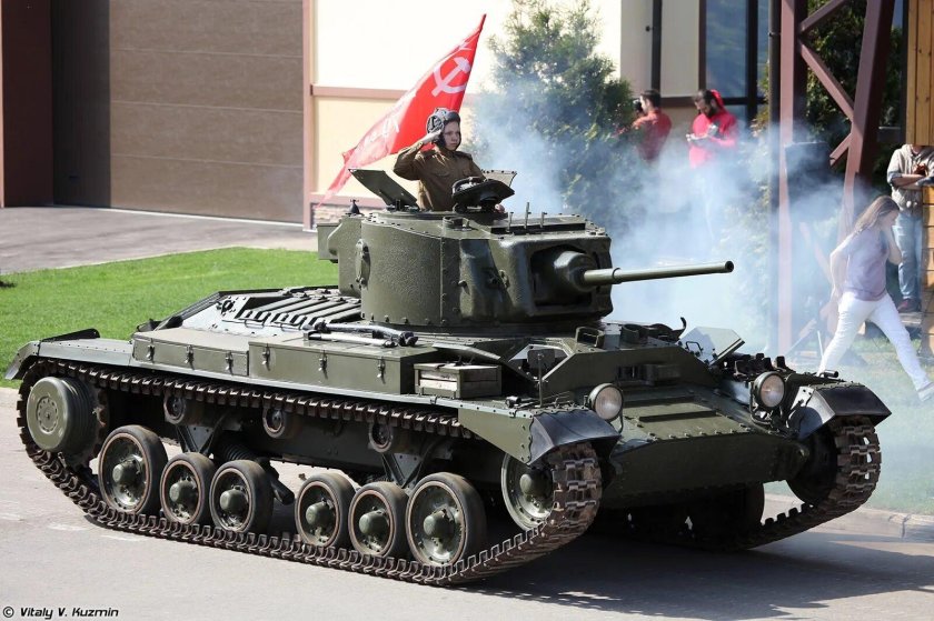 Валентайн танк