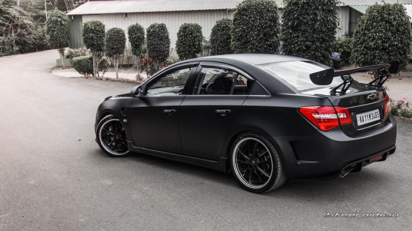 Chevrolet Cruze Black Tuning