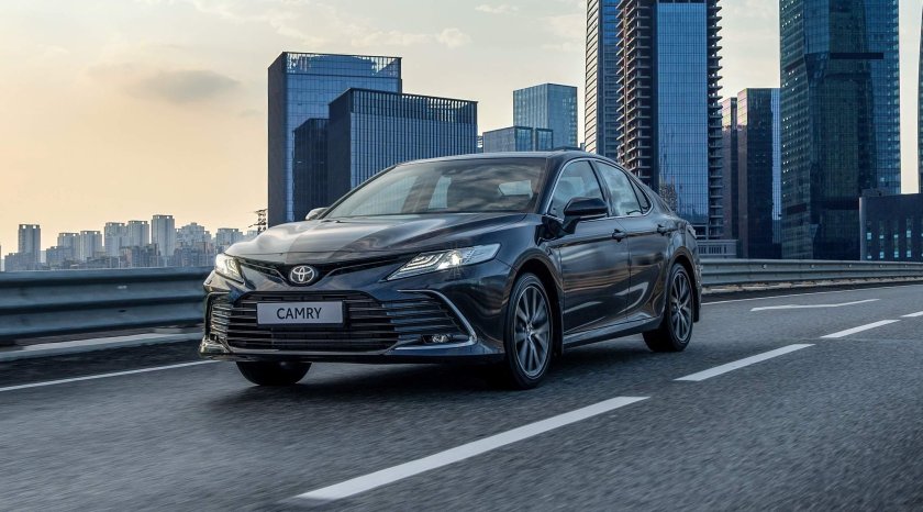 Toyota Camry 2021
