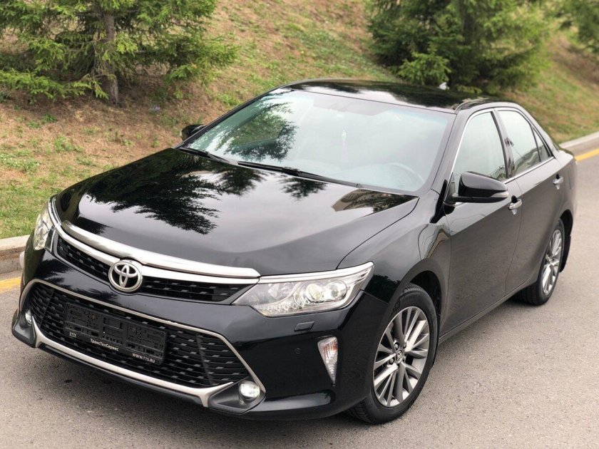 Toyota Camry 2017