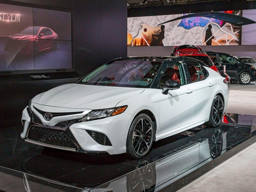 Toyota Camry 2018