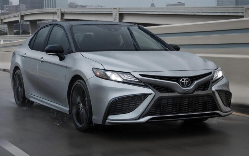 Toyota Camry 2024