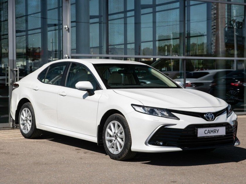 Toyota Camry 2022