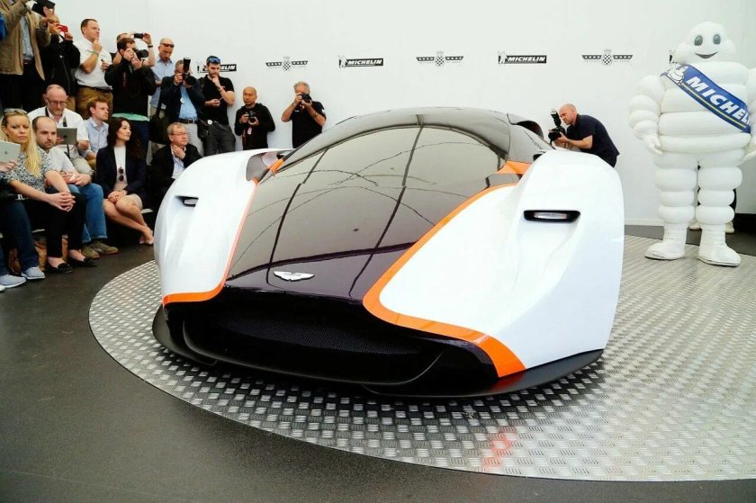 Aston Martin dp-100