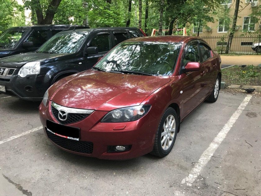 Mazda 3 2008 бордовая