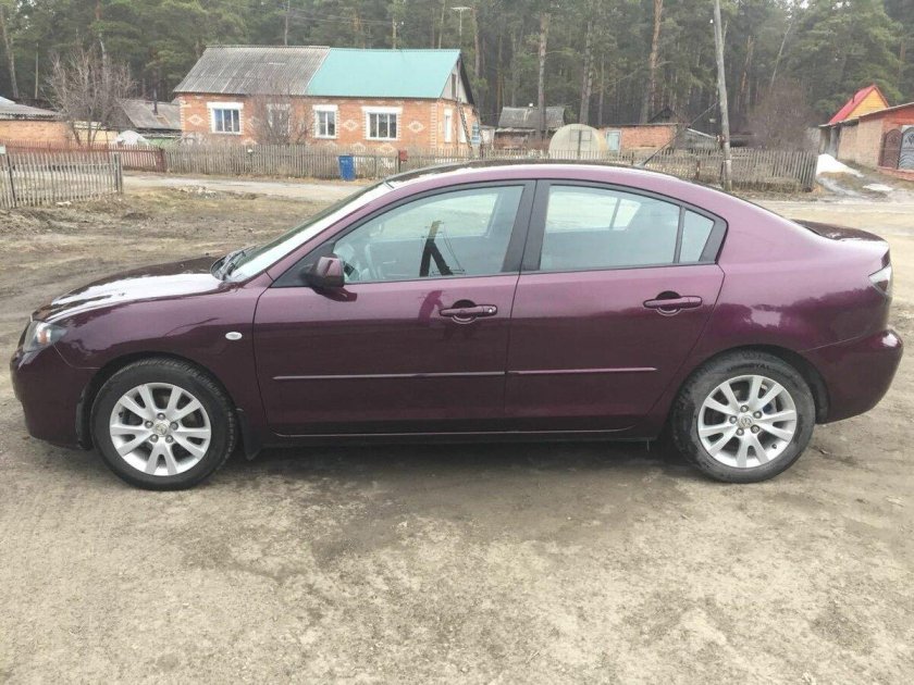 Мазда 3 2008 Вишневая