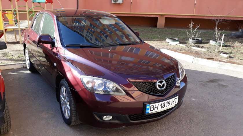 Mazda 3 2008 бордовая