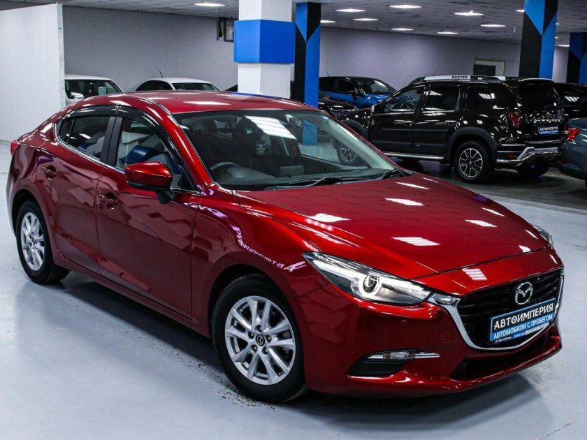 Мазда 3 седан 2014