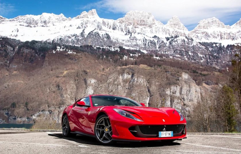 Ferrari 812 Superfast
