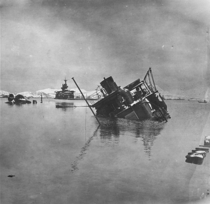 Затопленные корабли порт Артур 1905г