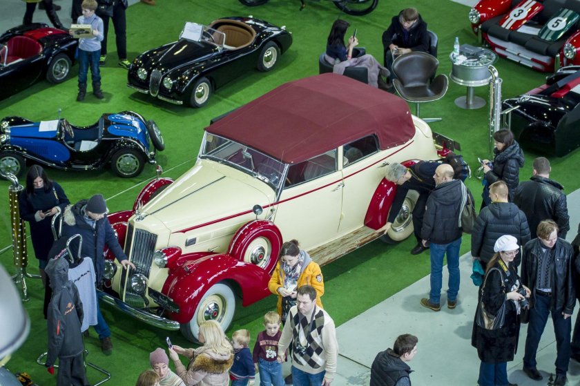 Олдтаймер галерея Ильи Сорокина 2022