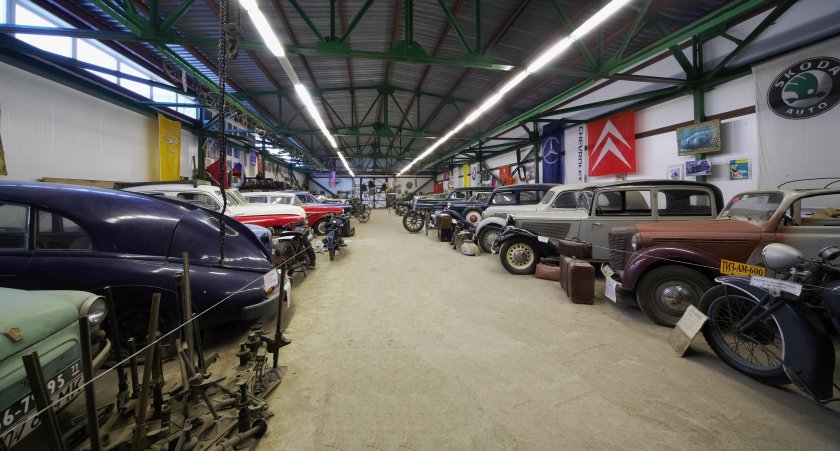 Ломаковский музей старинных автомобилей и мотоциклов Москва