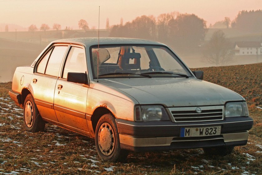Opel Ascona