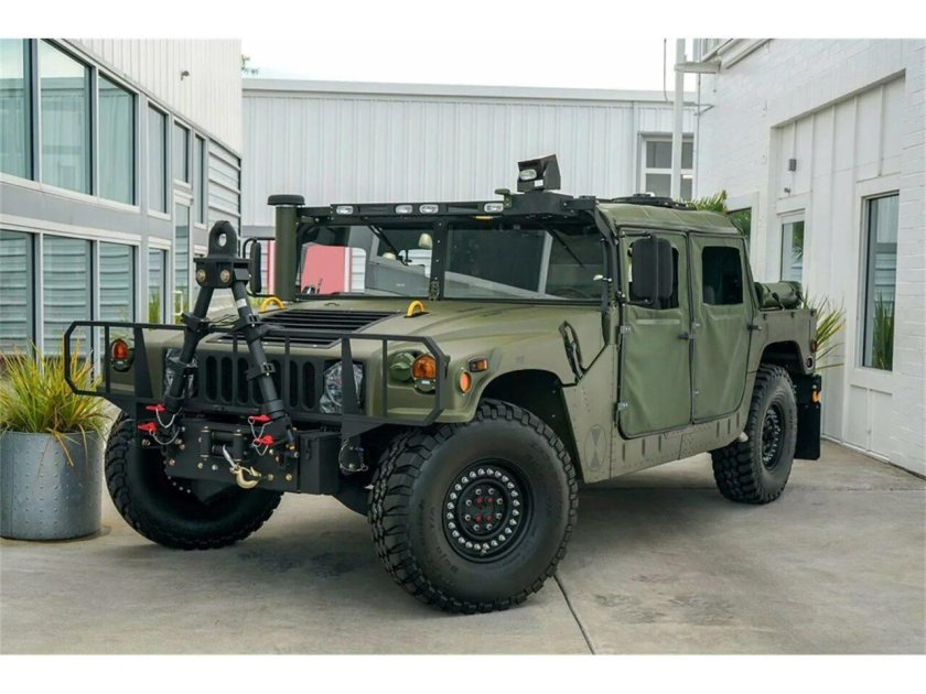 M998 Humvee