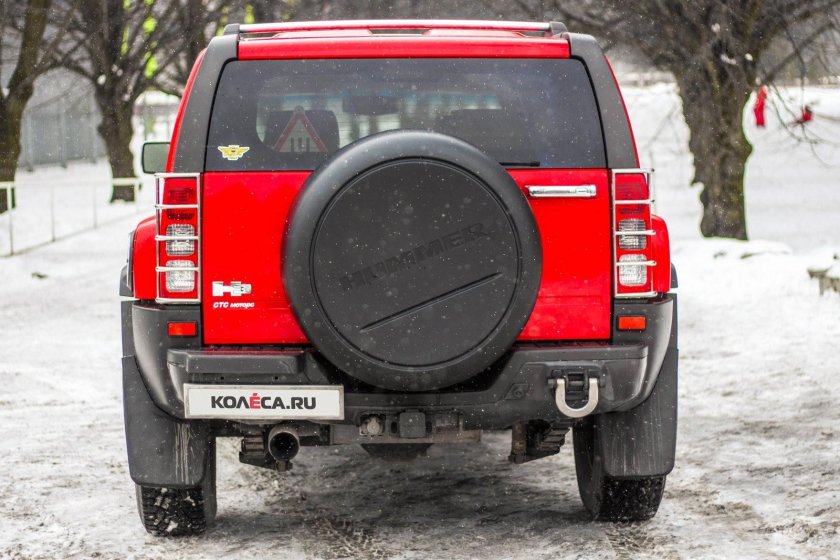 Хаммер h3 сзади