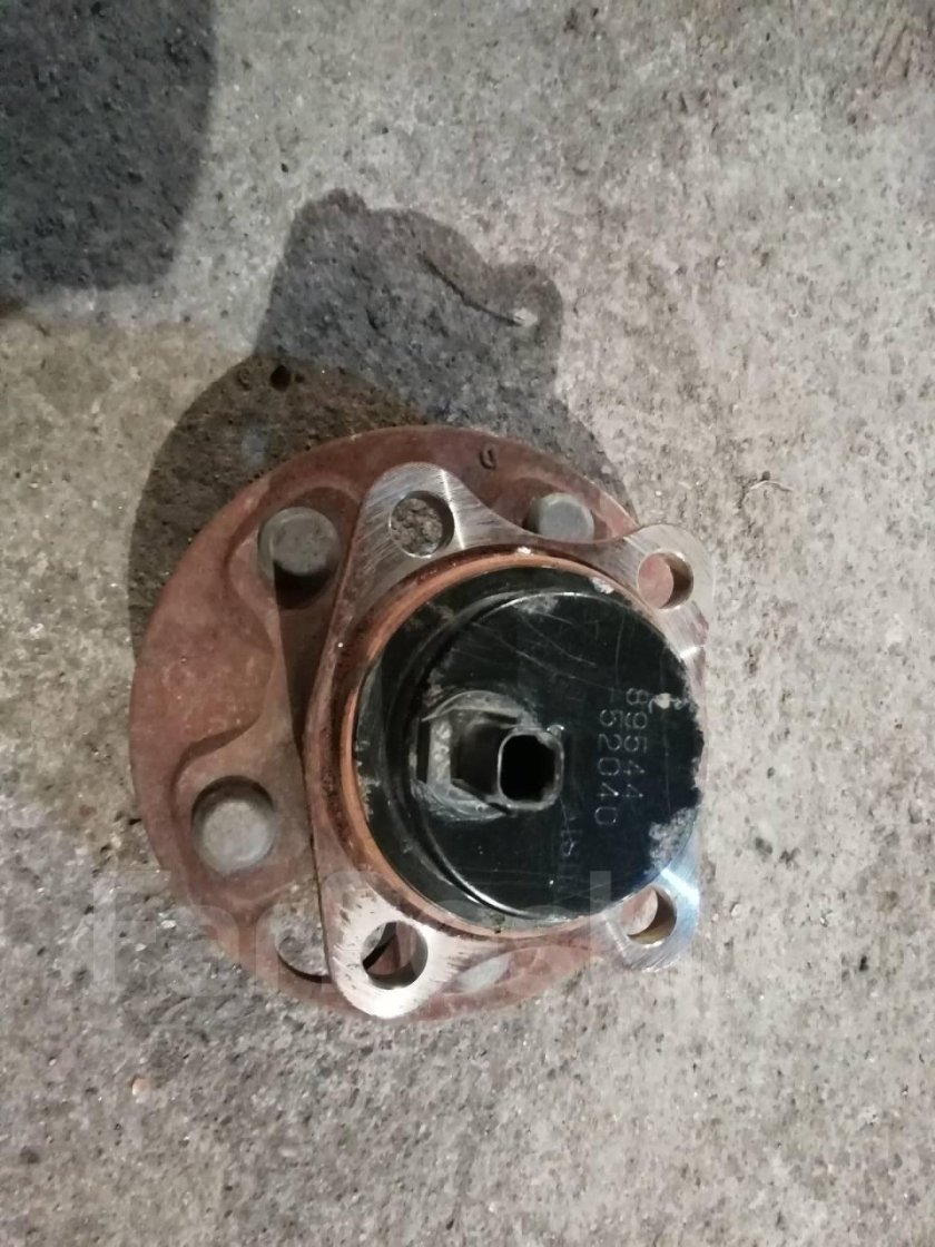 Задний датчик АБС Тойота Королла 150