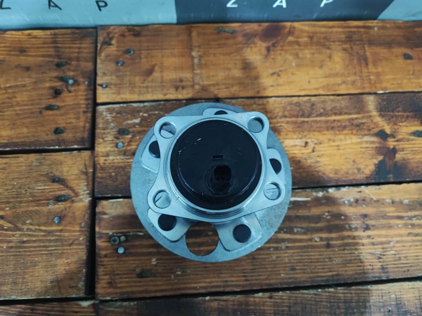 Ступица задняя toyota