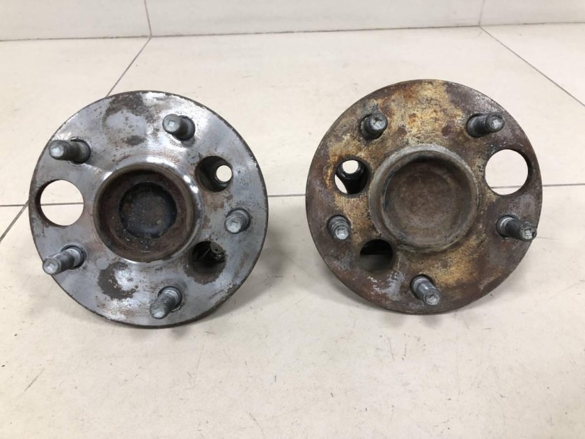 4245012090 Переборка