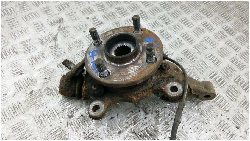 Передняя ступица Тойота Королла е150