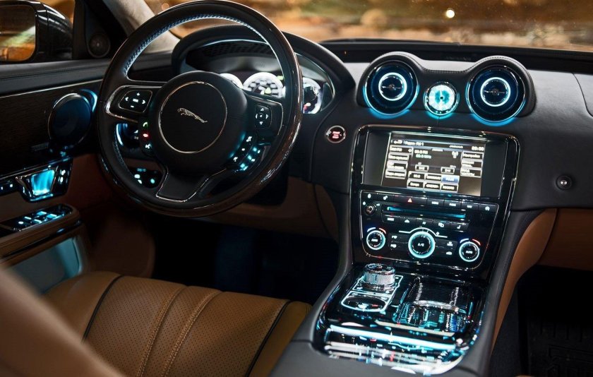Ягуар XJ 2016 салон