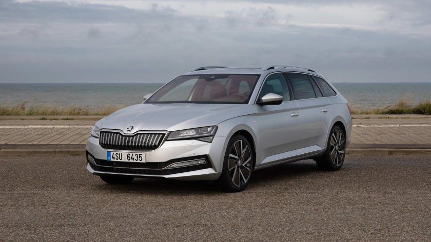 Skoda Superb 2022