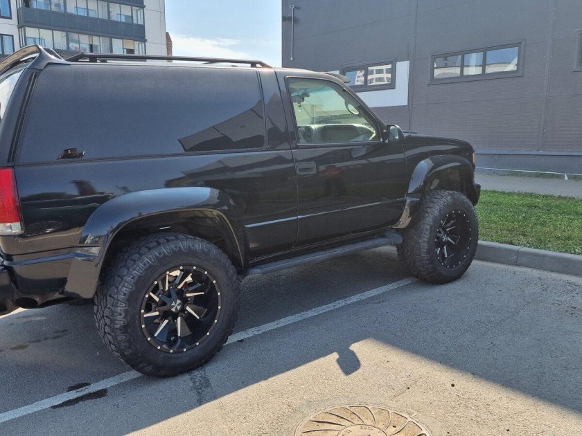 Шевроле Тахо двухдверный