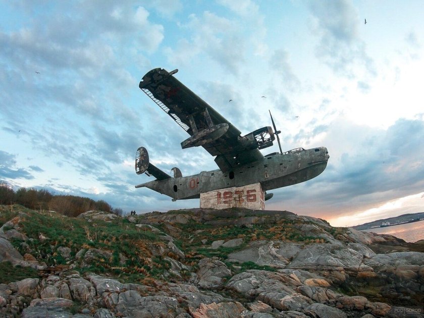 Гидросамолет бе 12