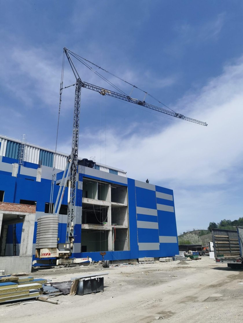 Башенный кран кб