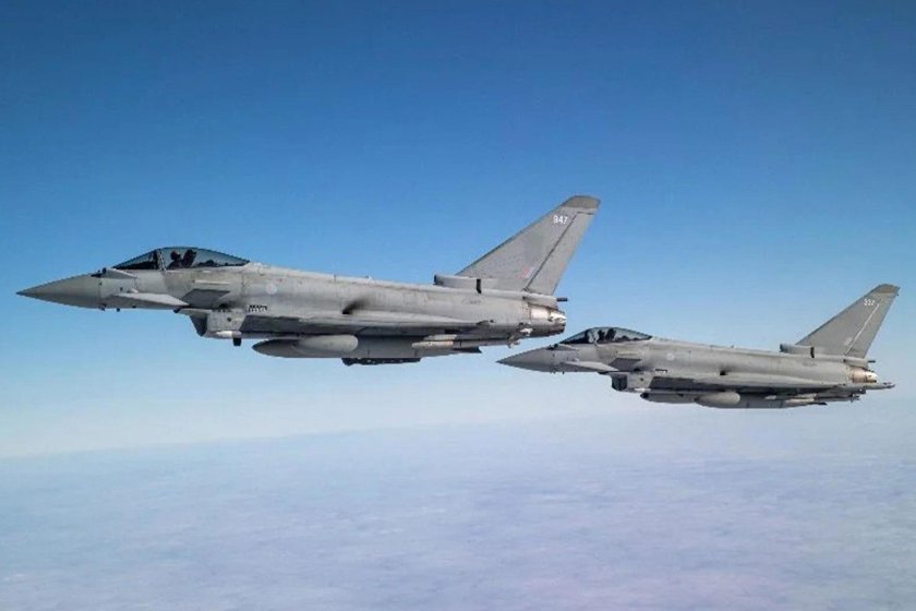 Истребитель Еврофайтер Тайфун