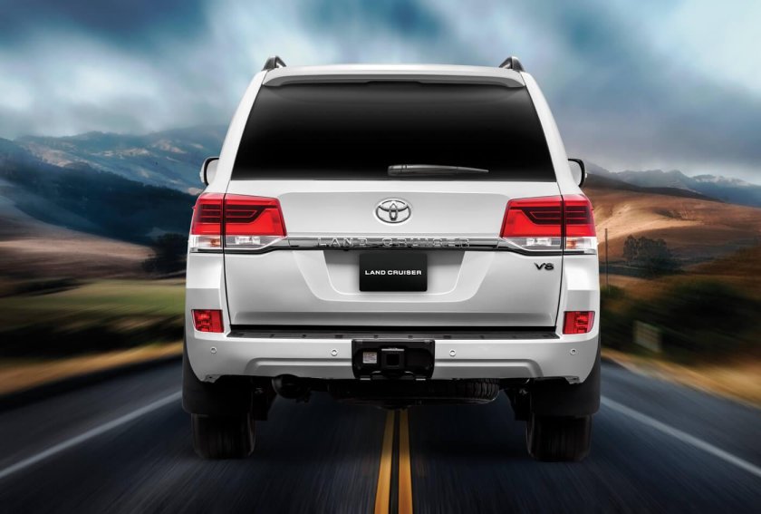 Toyota Land Cruiser v8 2020
