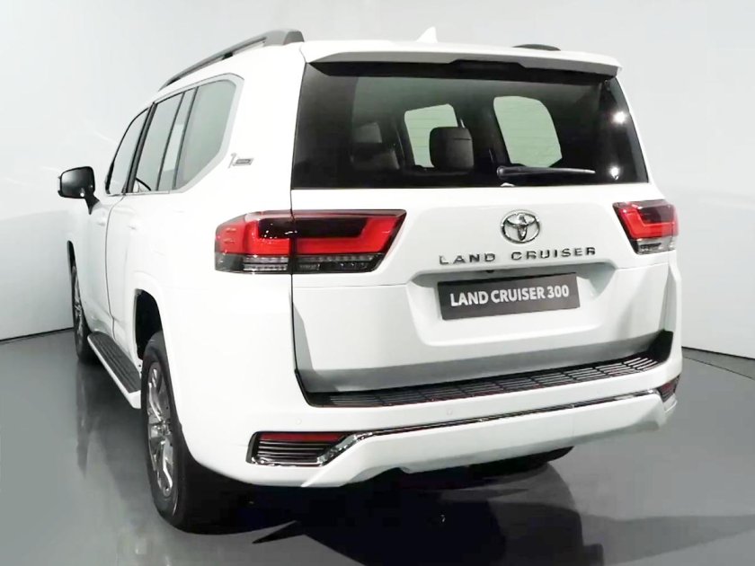 Toyota Land Cruiser 300 2021