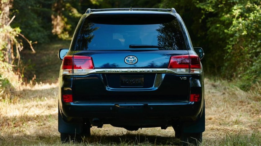 Toyota Land Cruiser 200