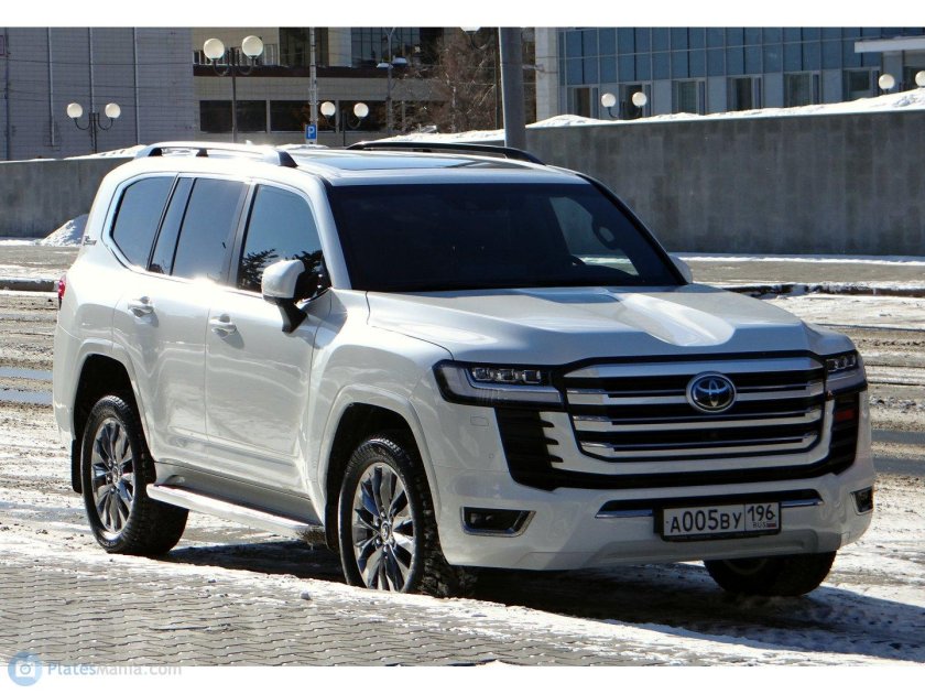 Toyota Land Cruiser 300 2021