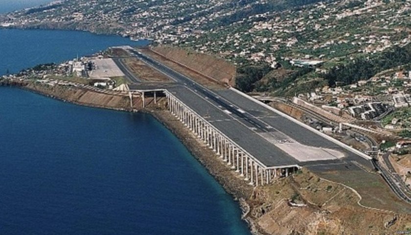 Аэропорт Мадейра Португалия