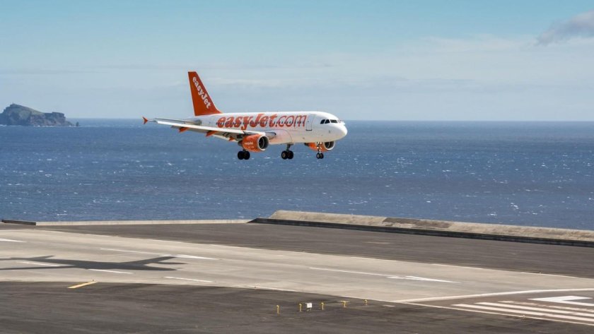 Аэропорт Фуншал Мадейра