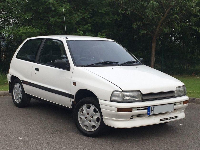 Daihatsu Charade 1990