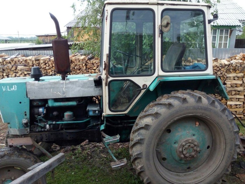 ЮМЗ-6 трактор